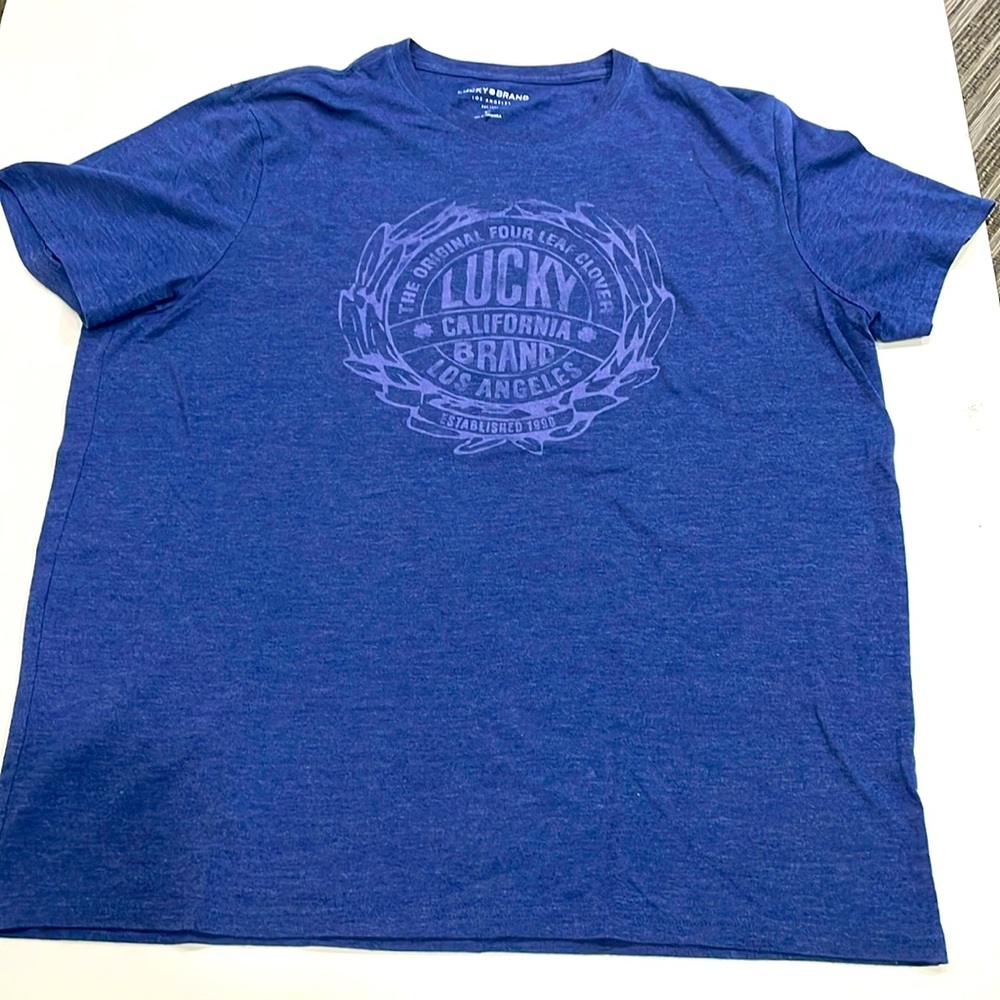 Lucky brand men’s T-shirt blue excellent like new condition
